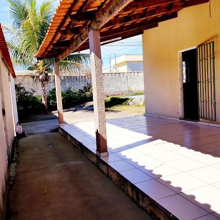 Otima Casa Caldas Novas 2 Km Do Centro Para Ate 14 Pesssoas Com Piscina Aquecida, Churrrasqueira, Wifi エクステリア 写真